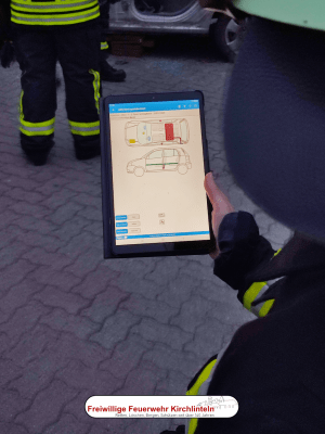 Tablet mit Software zu Fahrzeugdetails