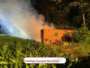 Scheunenbrand am Waldrand