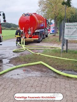 21-26_Einsatzuebung Flaechenbrand (2)